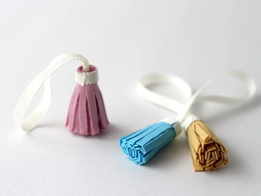 家庭科教材としてのカルトナージュをアレンジした作品例その２０：タッセル