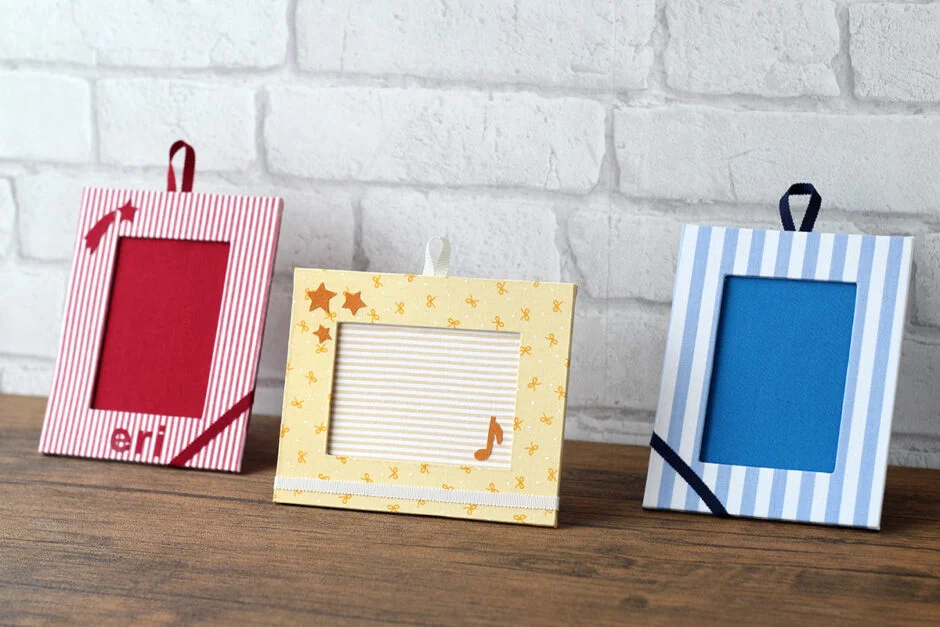 家庭科教材：カルトナージュの教材キット写真：フォトフレームの完成した作品