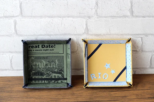 家庭科教材:カルトナージュの教材キット写真:スナップトレーの完成した作品/2作品を立てた状態